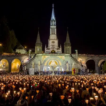 Magnifique Duplex De 135 M2 Pour Vos Sejours Jusqu'a 10 A Apartment Lourdes