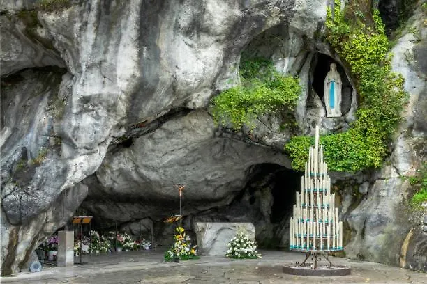 Apartamento Magnifique Duplex De 135 M2 Pour Vos Séjours Jusqu'à 10 à Lourdes